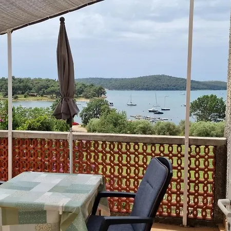 Apartman By The Sea - 2255 *