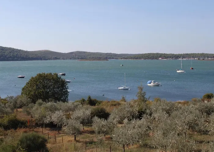 דירה By The Sea - 2255 מדולין